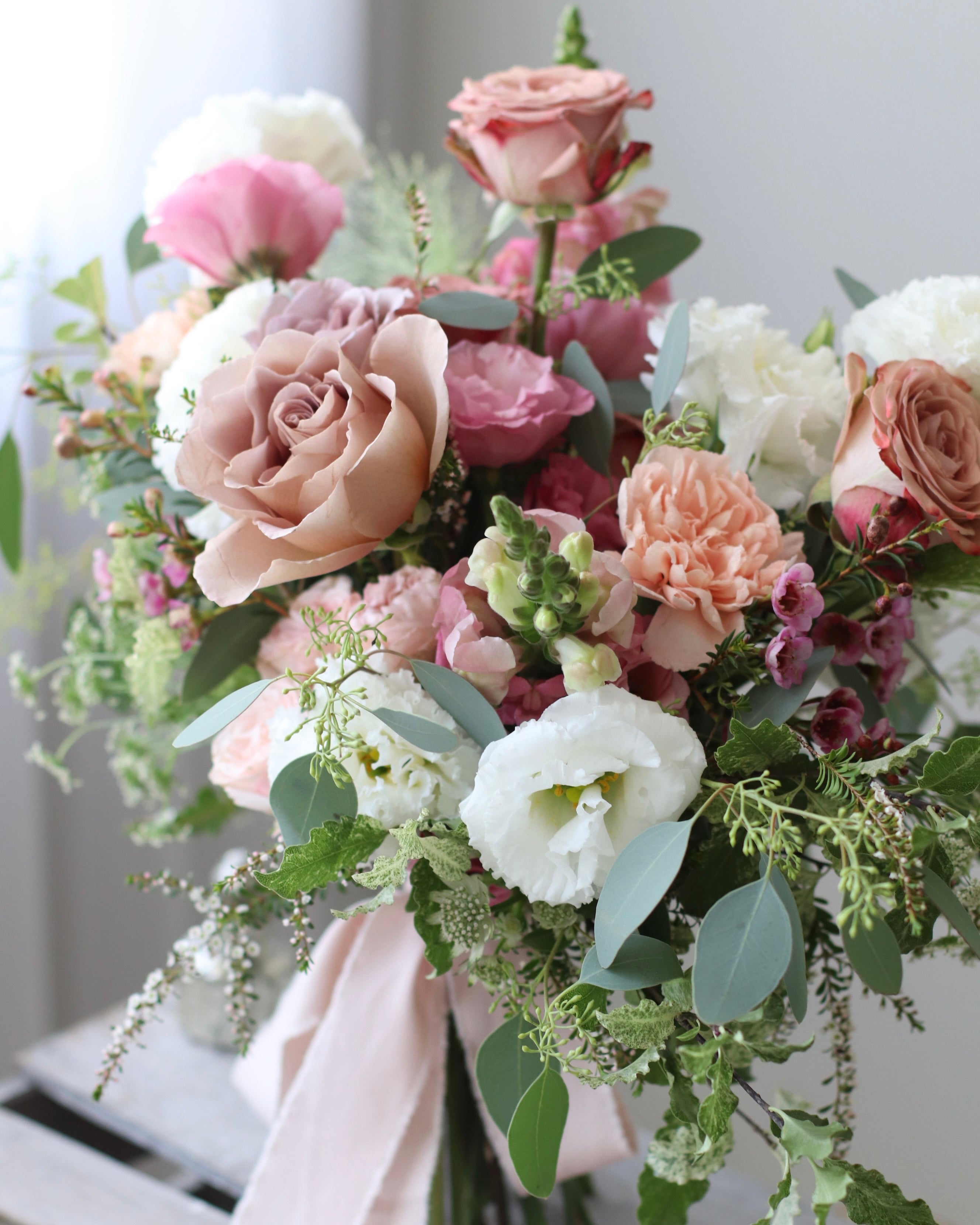 FRESH FLOWER BRIDAL BOUQUET IRIS1.6c Florist