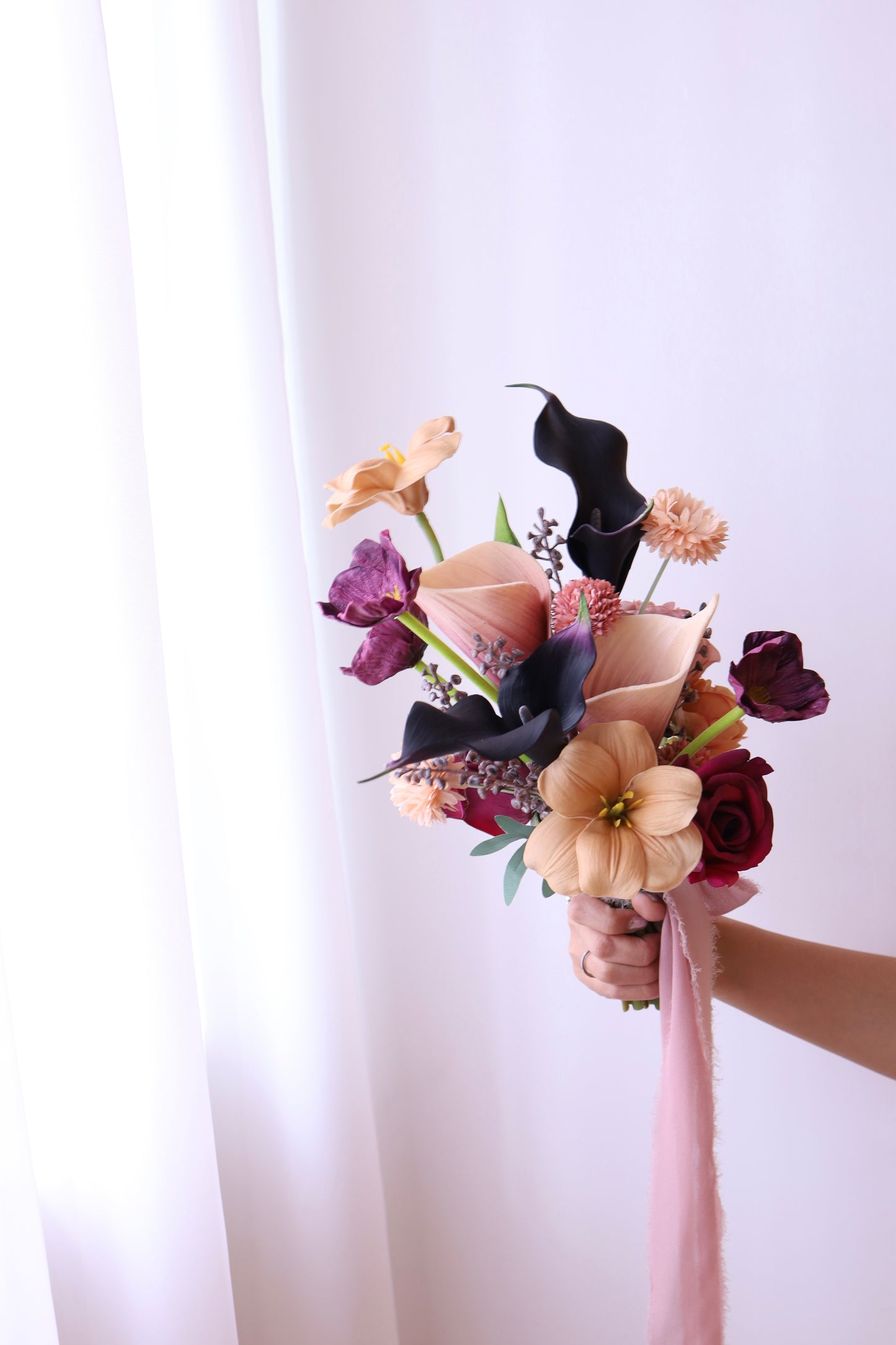 Korean Style Bridal Bouquet with Silk Flowers 韓式絲花花球