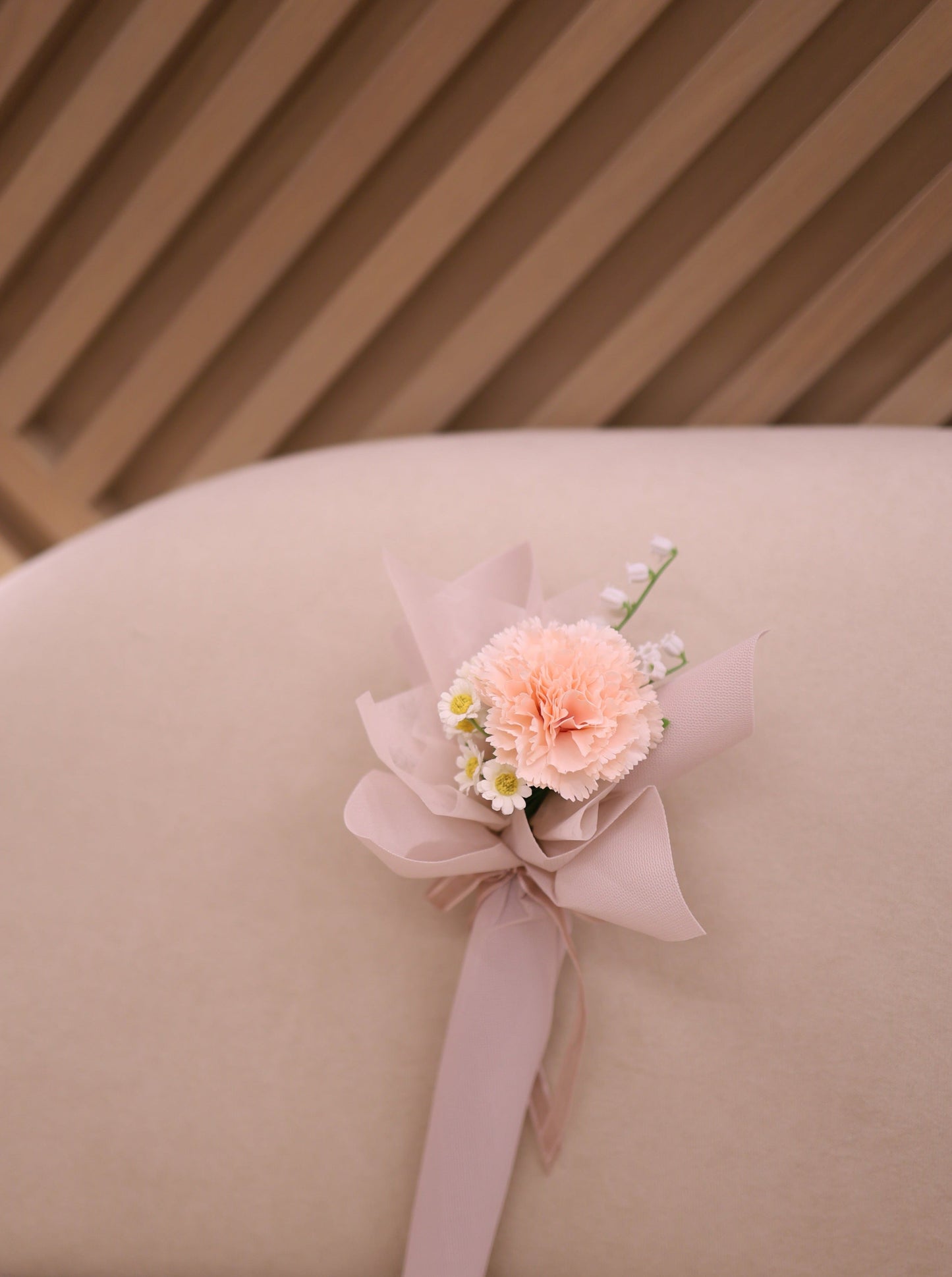 Silk Flower (Artificial Flower) Carnation Flower Bouquet 單枝康乃馨絲花(仿真花)花束