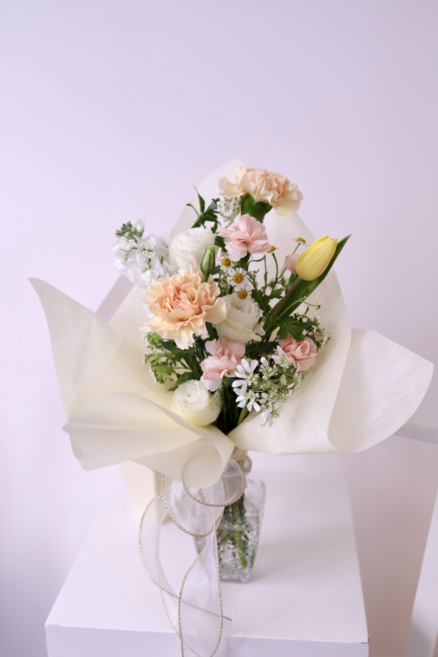 (Early Bird Offer 早鳥優惠) Mother's Day Fresh Flower Table Vase with Carnation & Tulip 母親節康乃馨鬱金香鮮花座檯小瓶花
