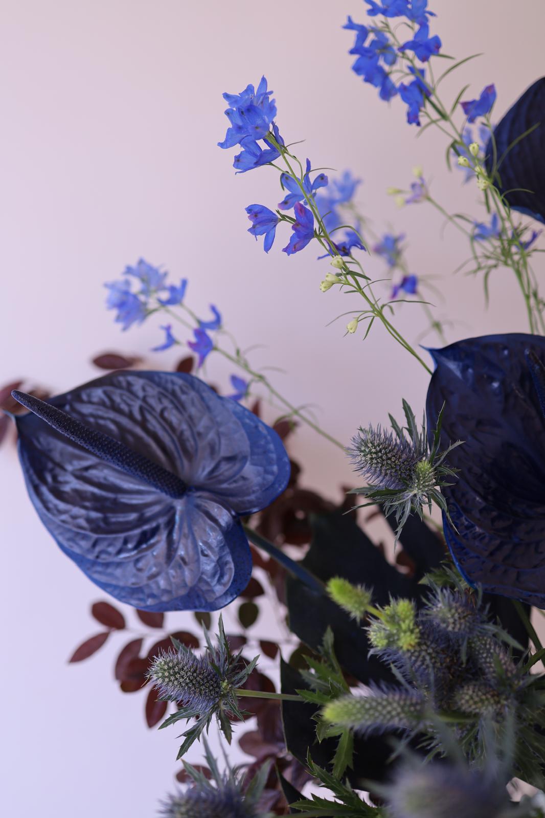 Dark Blue Flower Stand