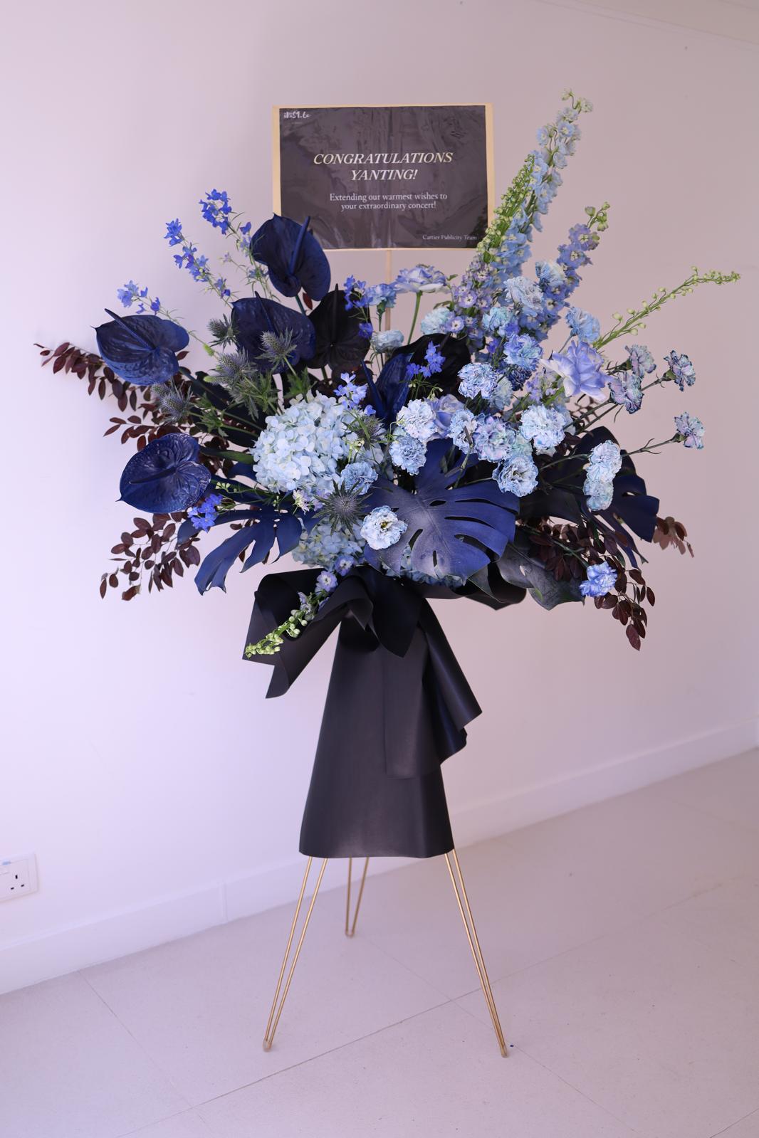 Dark Blue Flower Stand – IRIS1.6c Florist