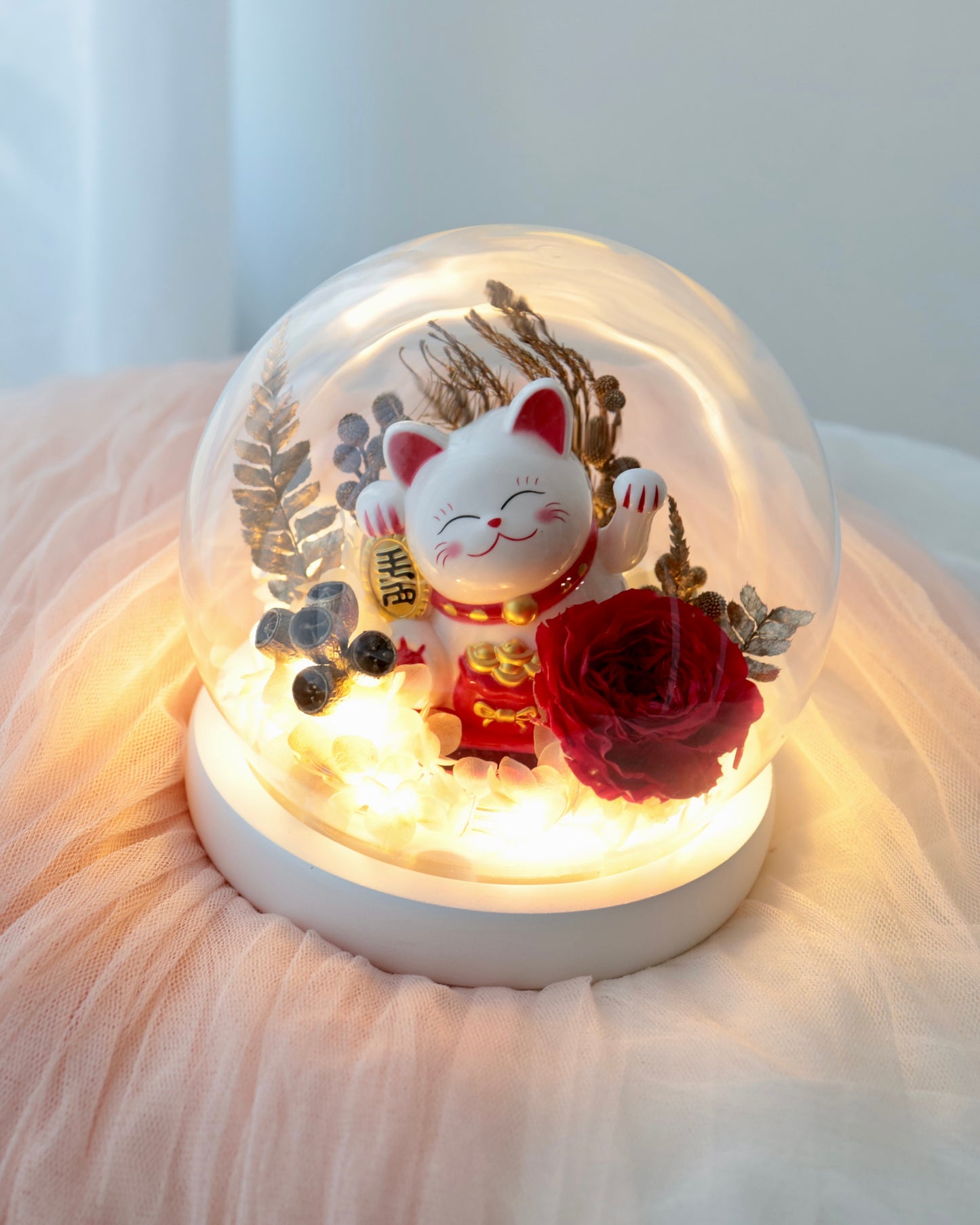 Chinese New Year Lucky Cat Glass Dome with Preserved Flowers