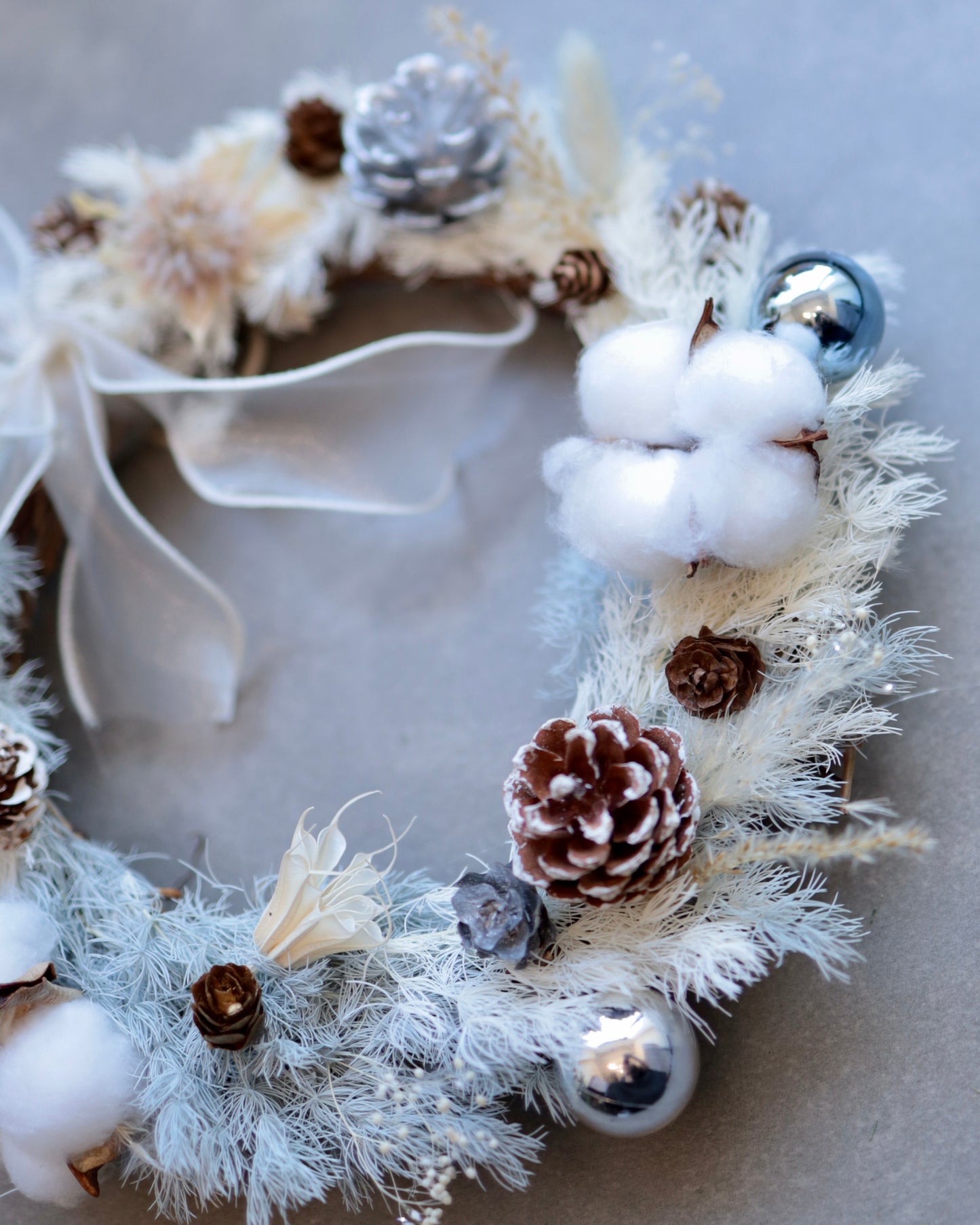 Christmas Wreath with Preserved and Dried Flowers (Round Shaped)