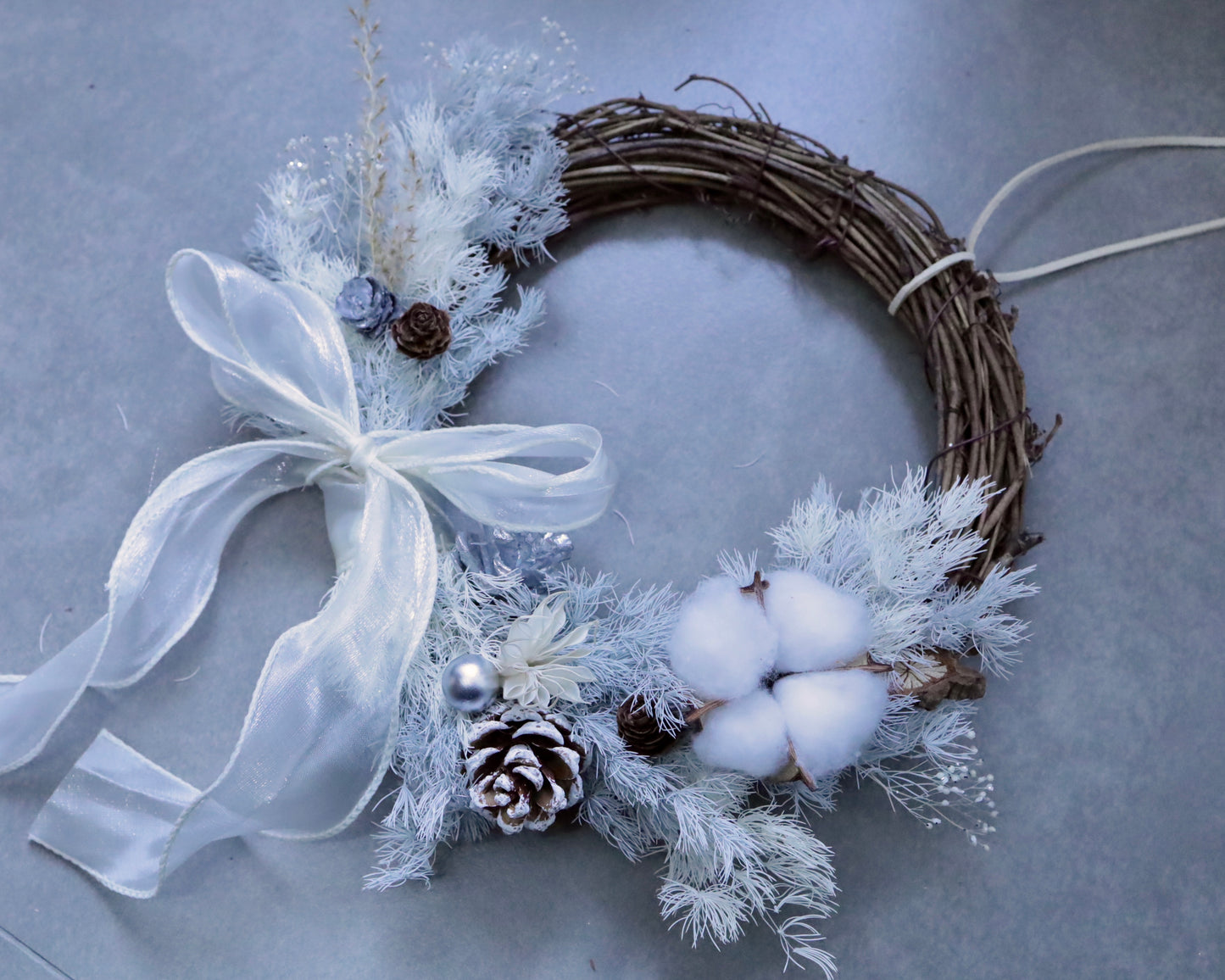 Christmas Wreath with Preserved and Dried Flowers (Round Shaped)