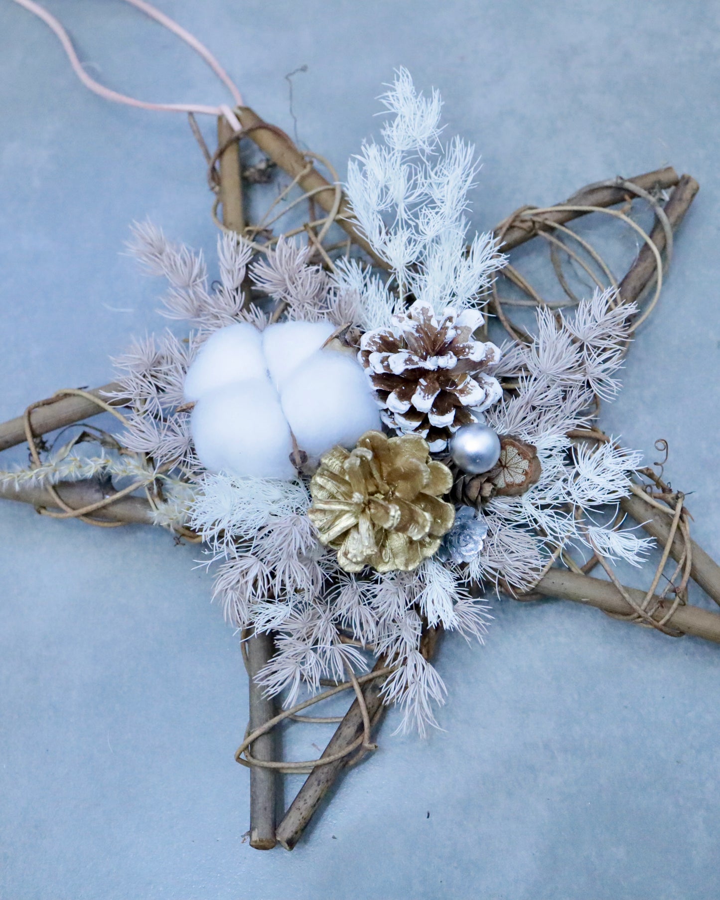Christmas Wreath with Preserved and Dried Flowers (Star Shaped)